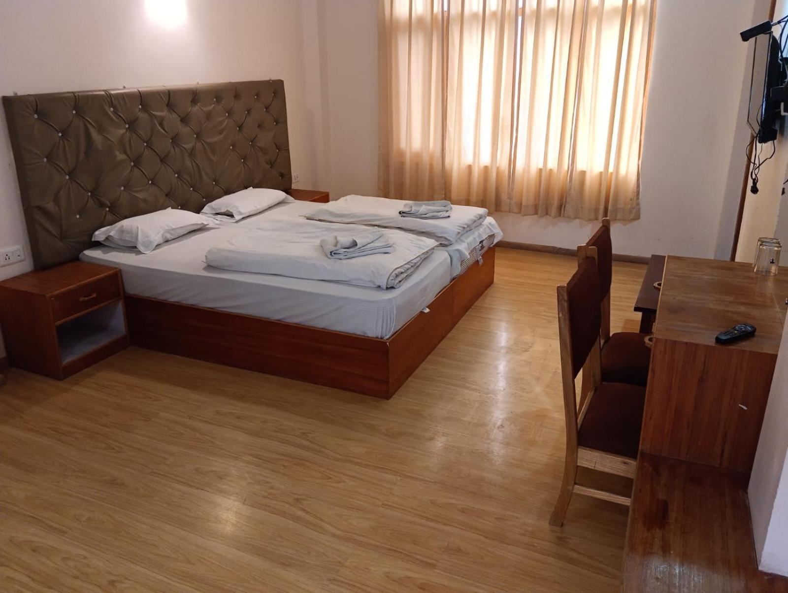 Hotel Dimbir Regency Leh Zewnętrze zdjęcie